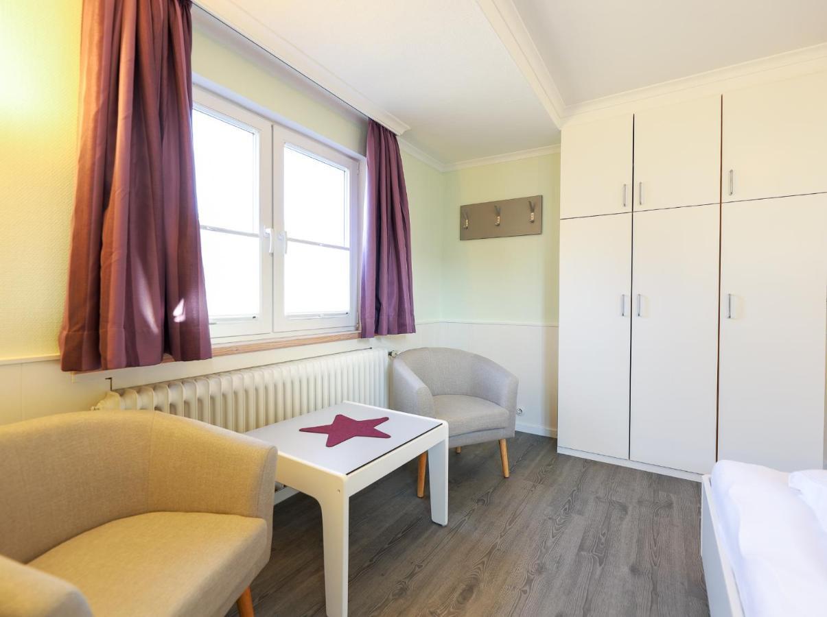Rochts 16 Westerland
